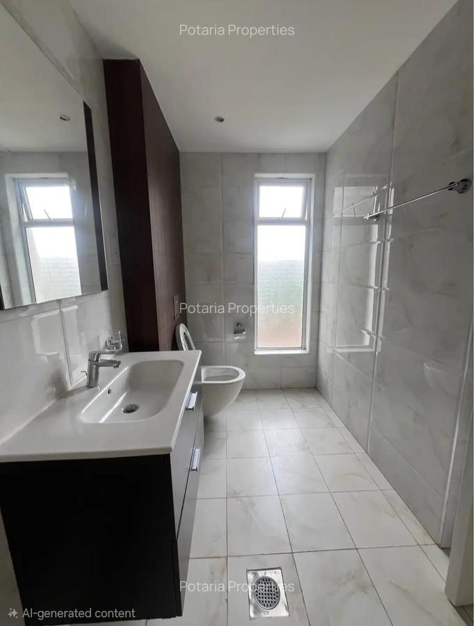 2 Bed Apartment with En Suite in Westlands Area - 9