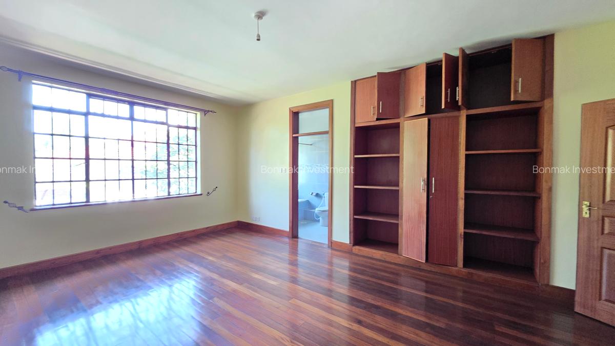 5 Bed Townhouse with En Suite at Muthaiga Mini Market - 13