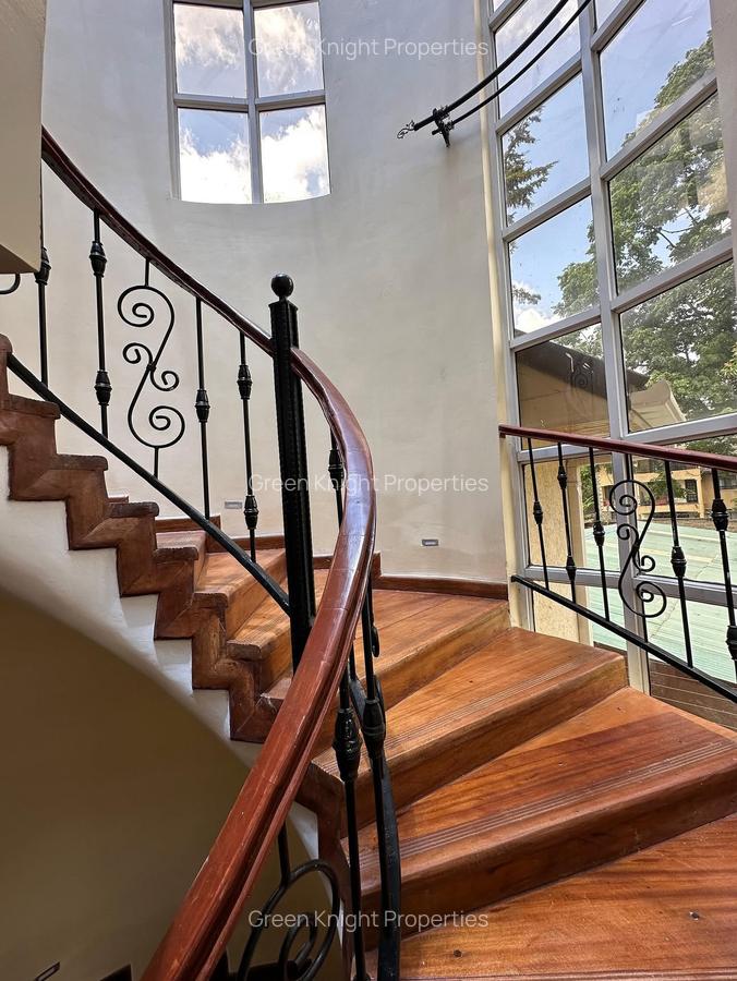 5 Bed Townhouse with En Suite in Lavington - 9