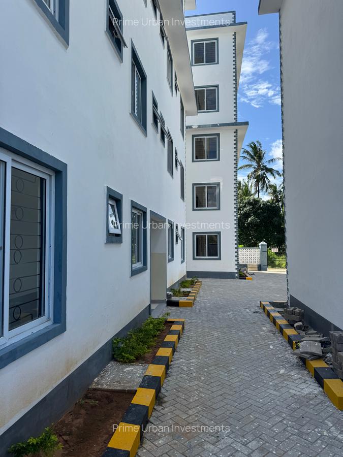 Serviced 2 Bed Apartment with En Suite in Mtwapa - 1