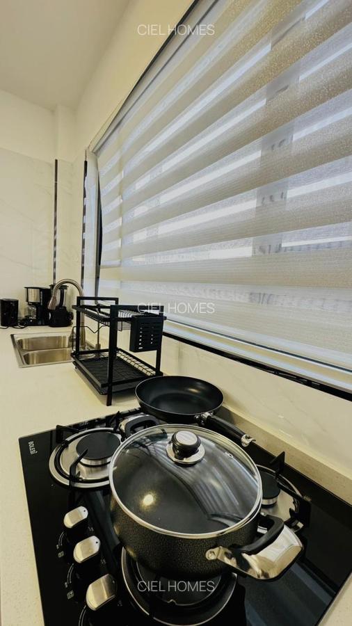 Serviced 1 Bed Apartment with En Suite in Lavington - 7