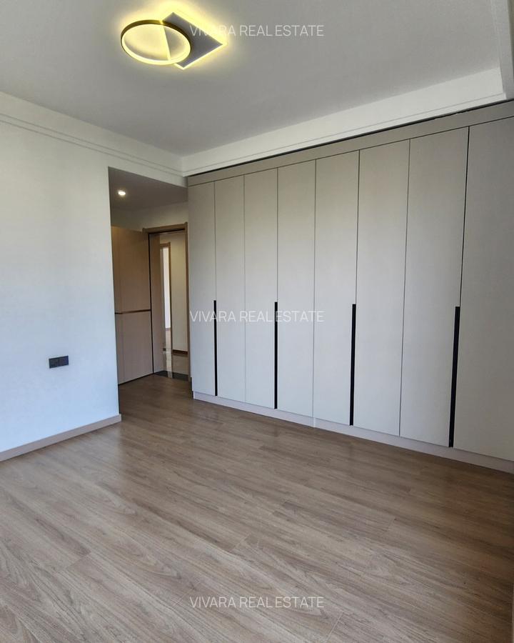Serviced 3 Bed Apartment with En Suite in Riverside - 11
