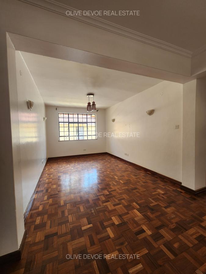 5 Bed Townhouse with En Suite in Kileleshwa - 2