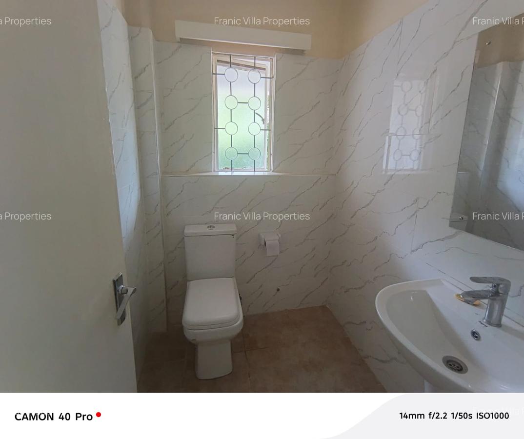 5 Bed House with En Suite in Loresho - 10