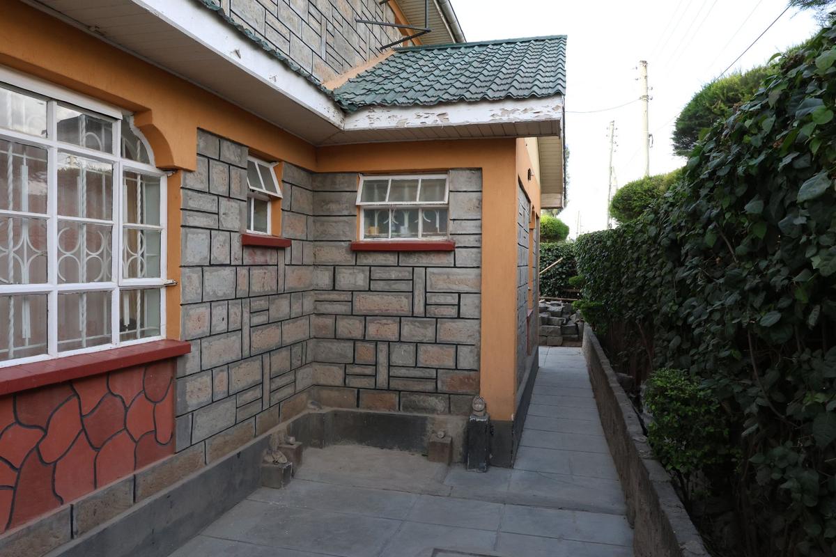 5 Bed House with En Suite at Muigai Estate - 5