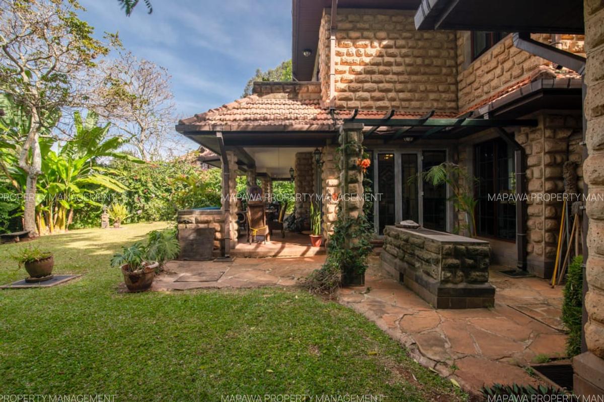 3 Bed Townhouse with En Suite in Windsor - 1