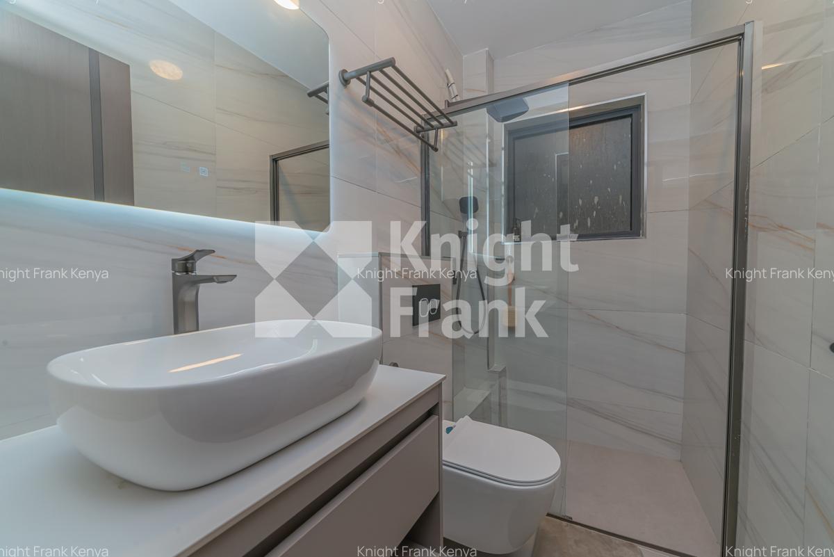 3 Bed Apartment with En Suite at 4Th Parklands Avenue - 10
