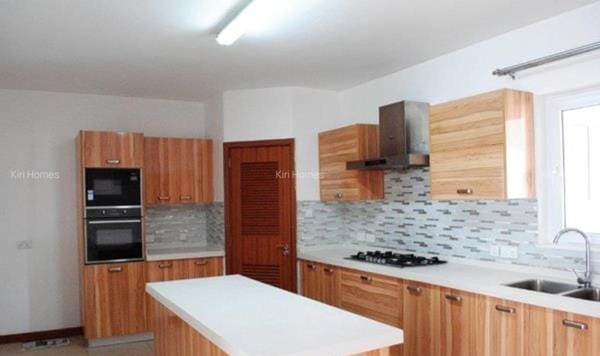 Furnished 3 Bed Apartment with En Suite in Lavington - 17