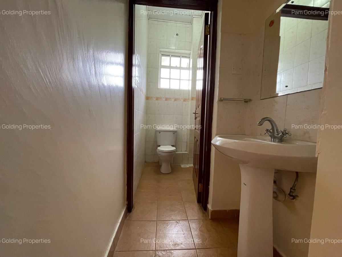 2 Bed Apartment with En Suite in Karen - 16