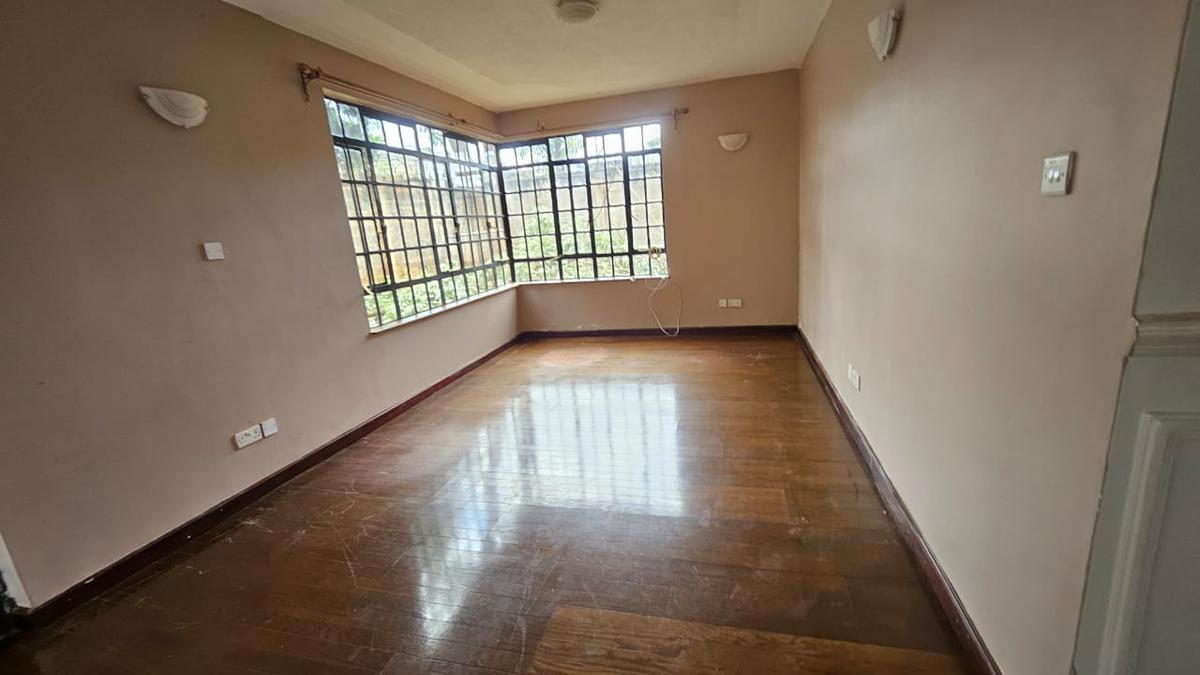 5 Bed Townhouse with En Suite in Kiambu Road - 5