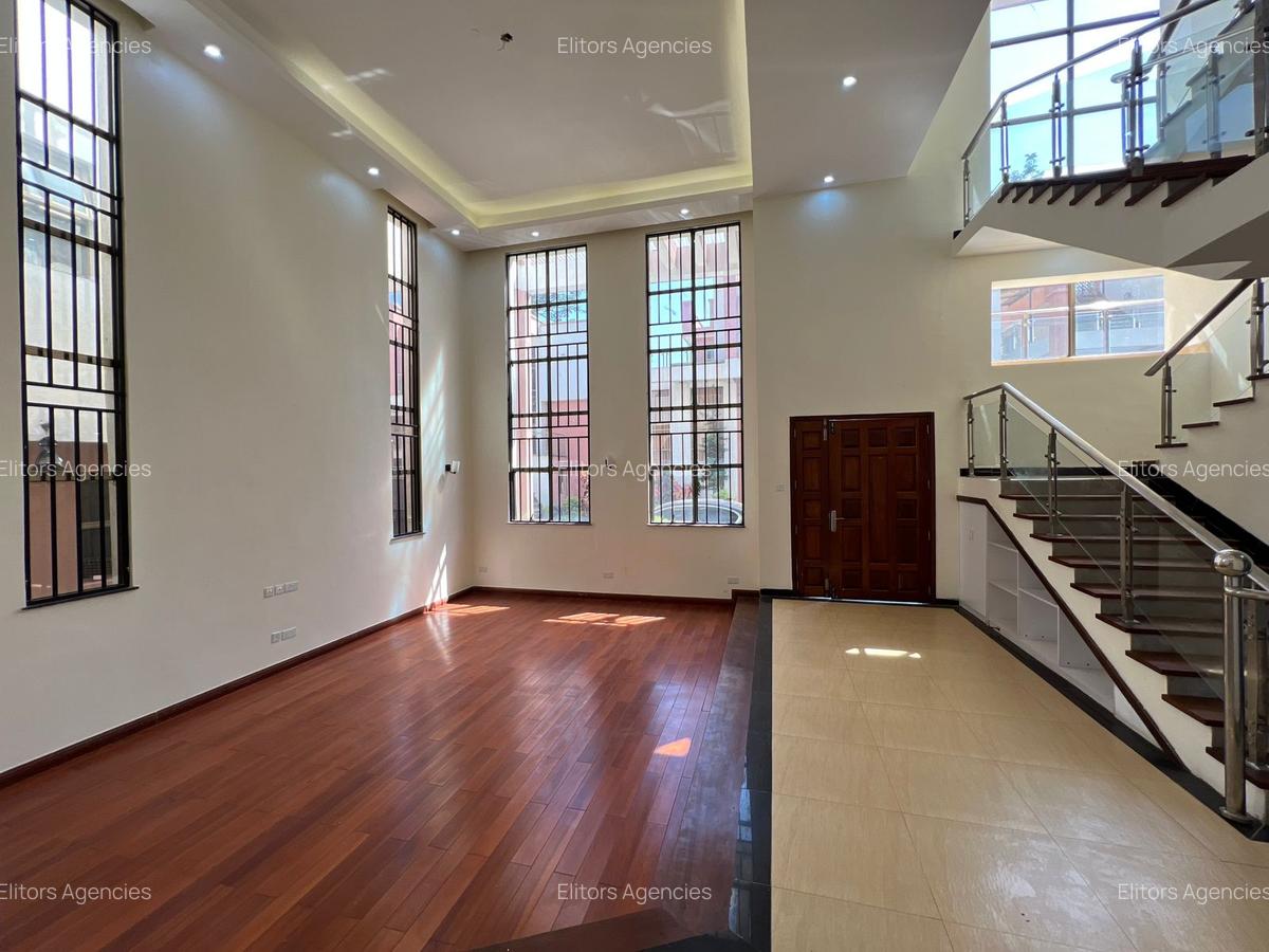 5 Bed Villa with En Suite at Chalbi Drive - 3