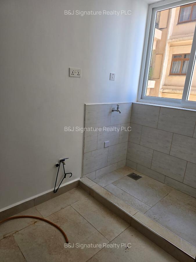 3 Bed Apartment with En Suite in Westlands Area - 17