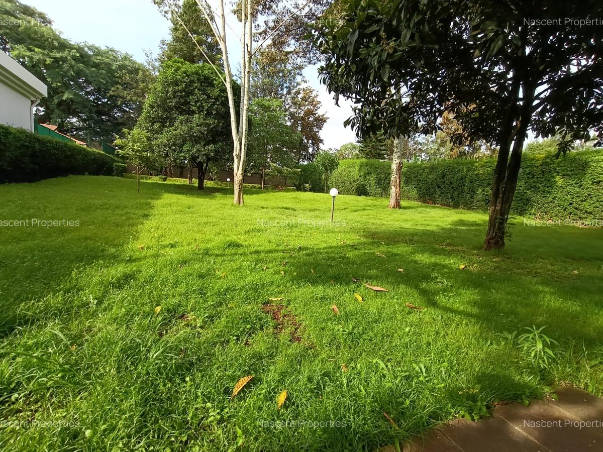 6 Bed House with En Suite in Runda - 7