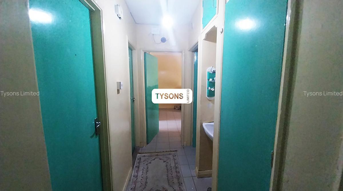 3 Bed Apartment with En Suite in South C - 4