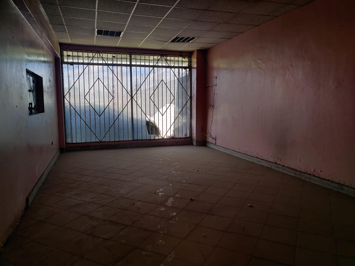 18,000 ft² Warehouse with Parking in Mombasa Road - 5