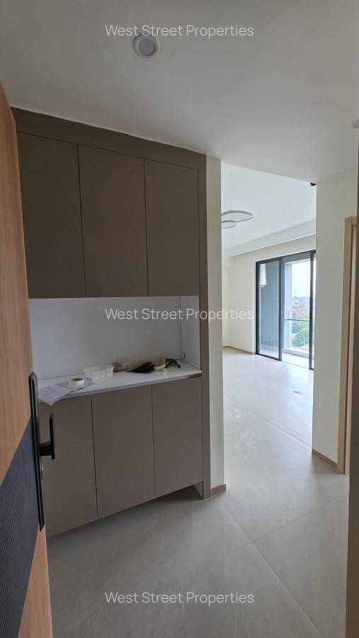 1 Bed Apartment with En Suite at Westlands - 4