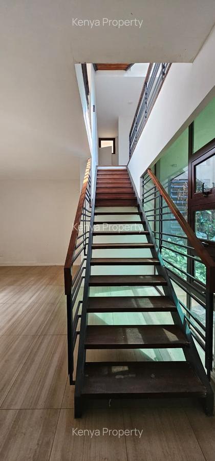 5 Bed Villa with En Suite at Chalbi Drive - 4