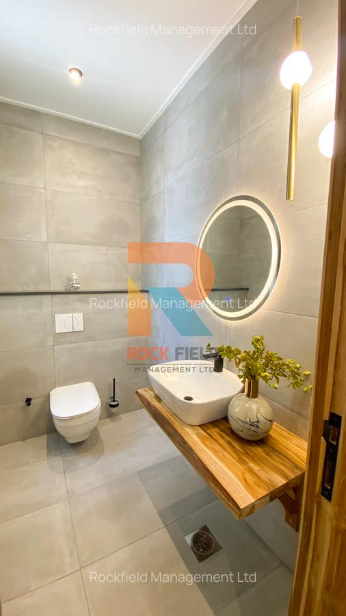 4 Bed Apartment with En Suite in Spring Valley - 19