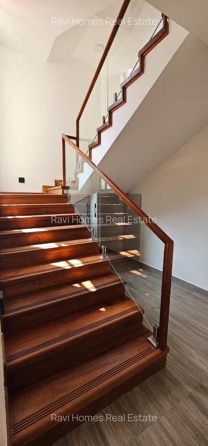 5 Bed Villa with En Suite at Mbabane Road - 12