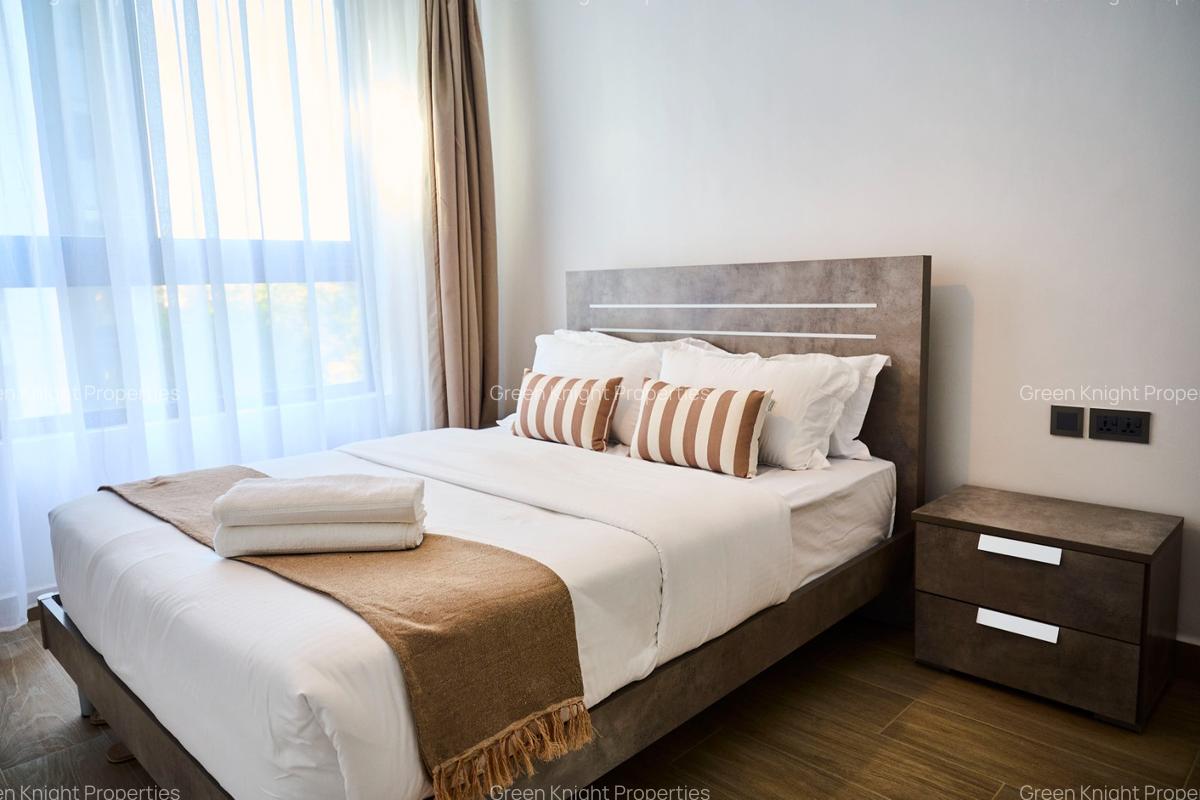 Serviced 3 Bed Apartment with En Suite in Riverside - 15