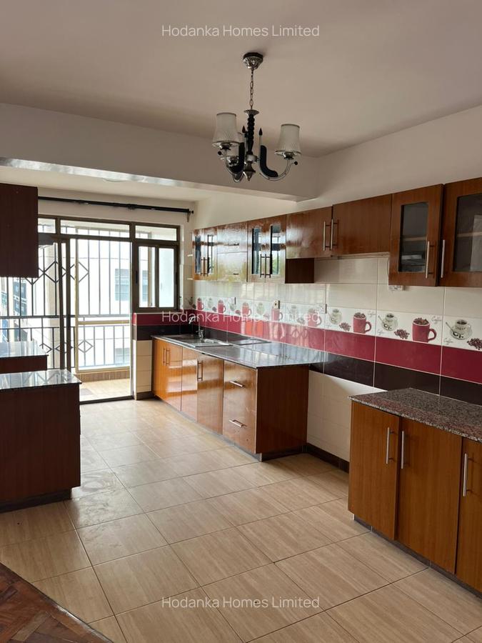 Serviced 3 Bed Apartment with En Suite in Kilimani - 18