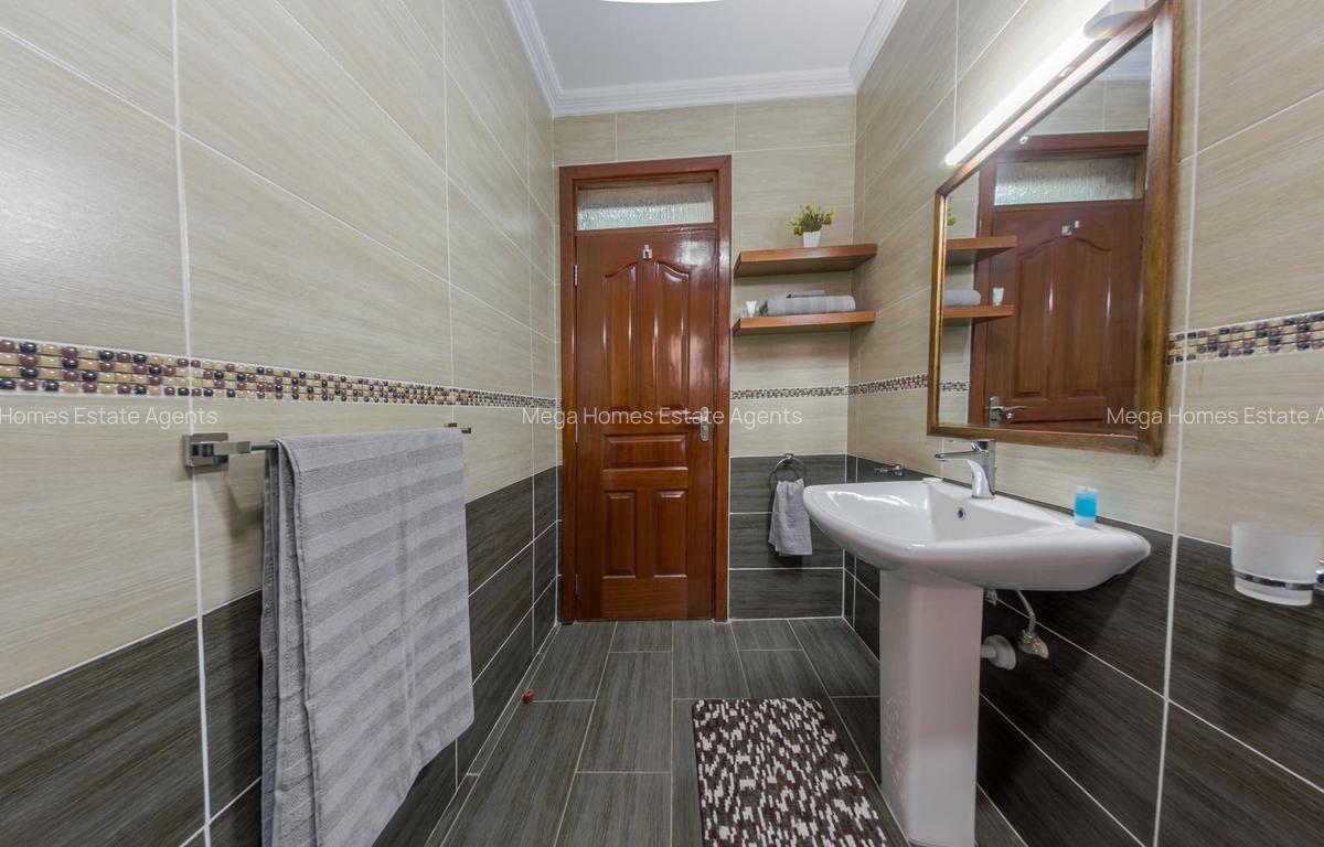 Serviced 3 Bed Apartment with En Suite in Riverside - 18