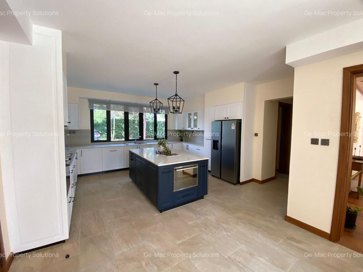 5 Bed House with En Suite in Runda - 7