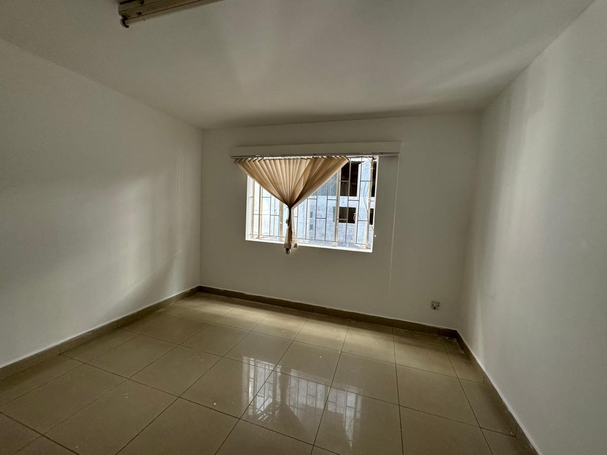 Office in Kilimani - 3