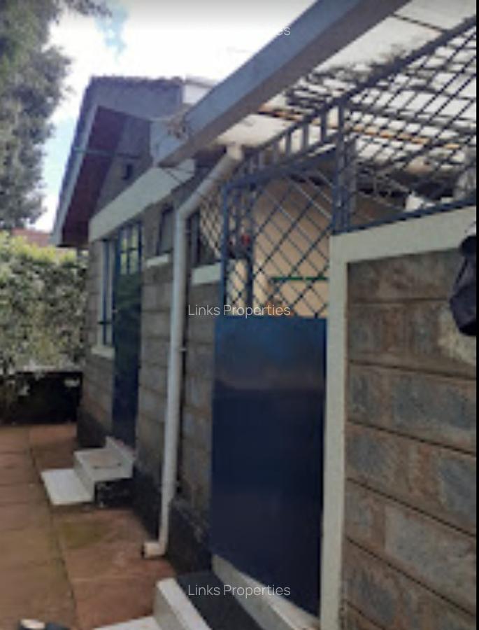 3 Bed House with En Suite at Oloolua - 5