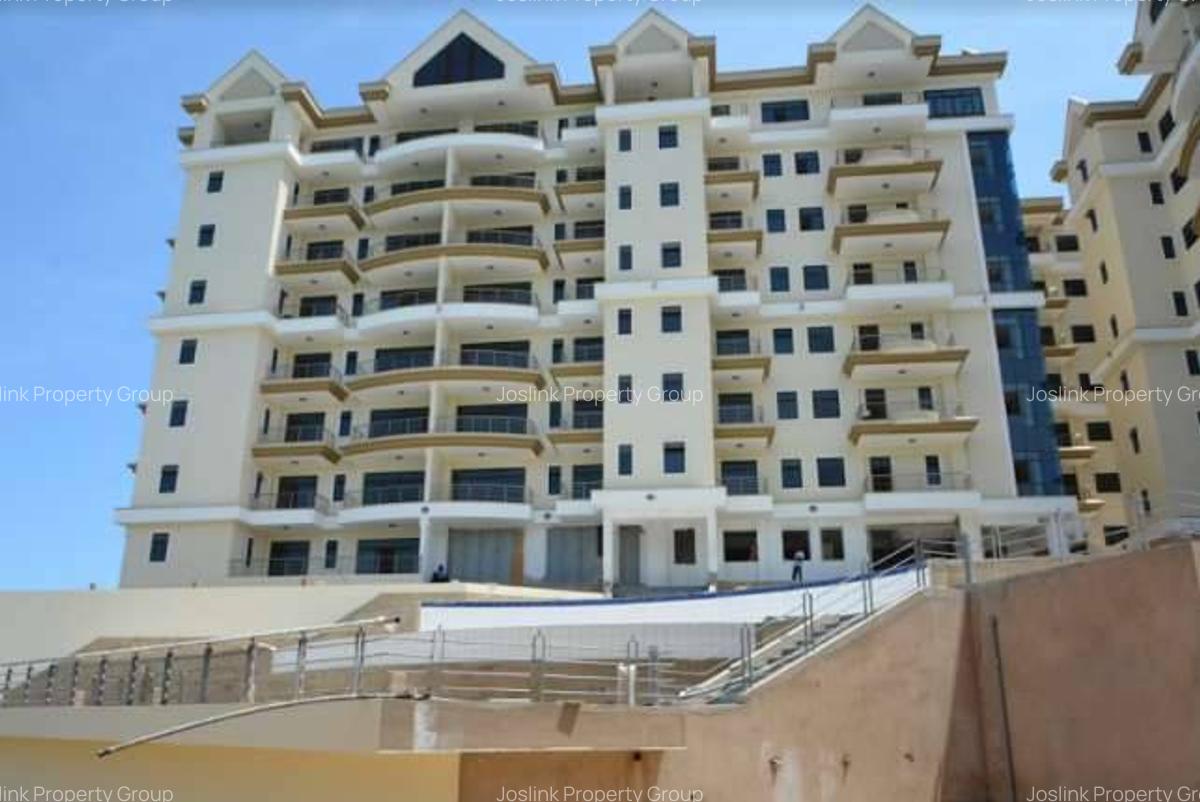 3 Bed Apartment with En Suite in Tudor - 3