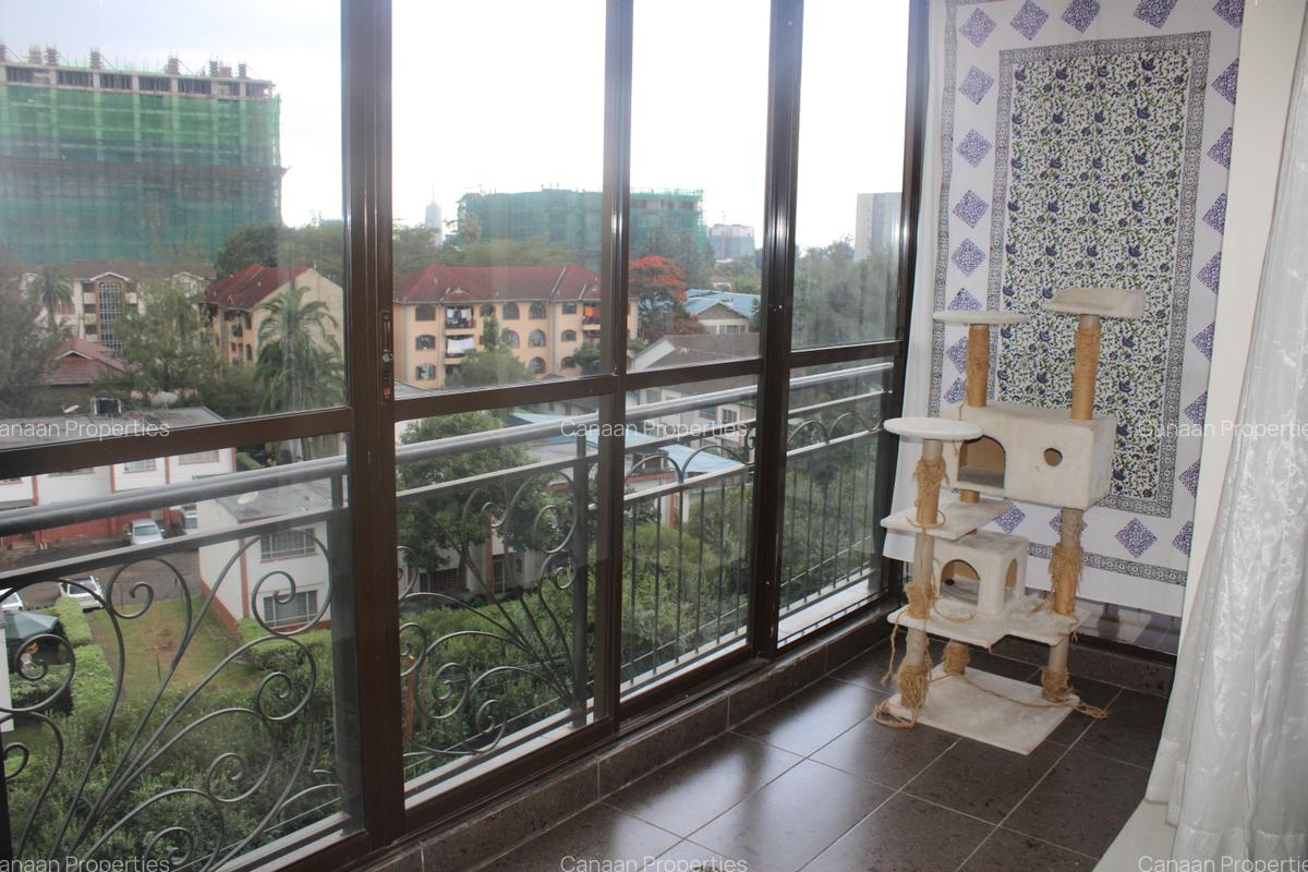 3 Bed Apartment with Staff Quarters in Hurlingham - 4