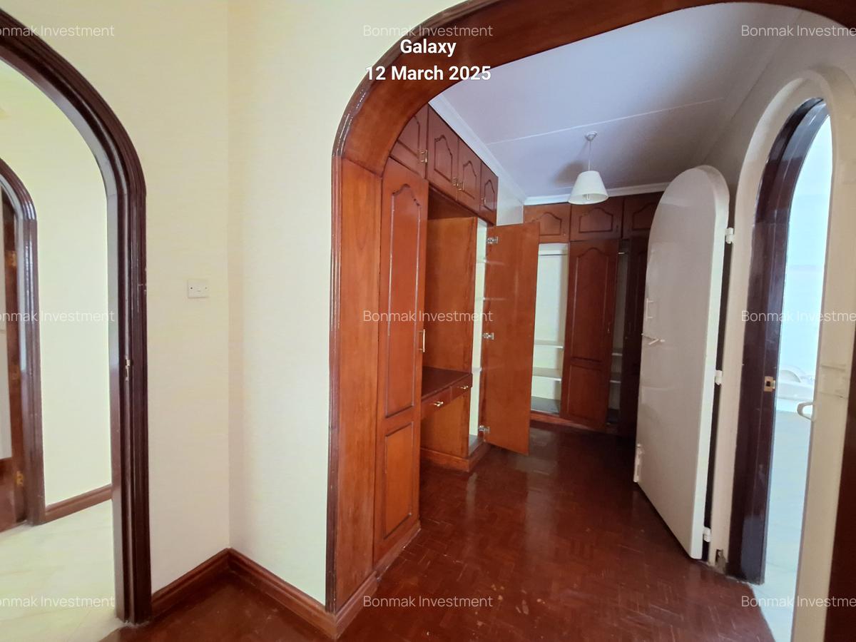 4 Bed Townhouse with En Suite at Close To German Embassy. - 13