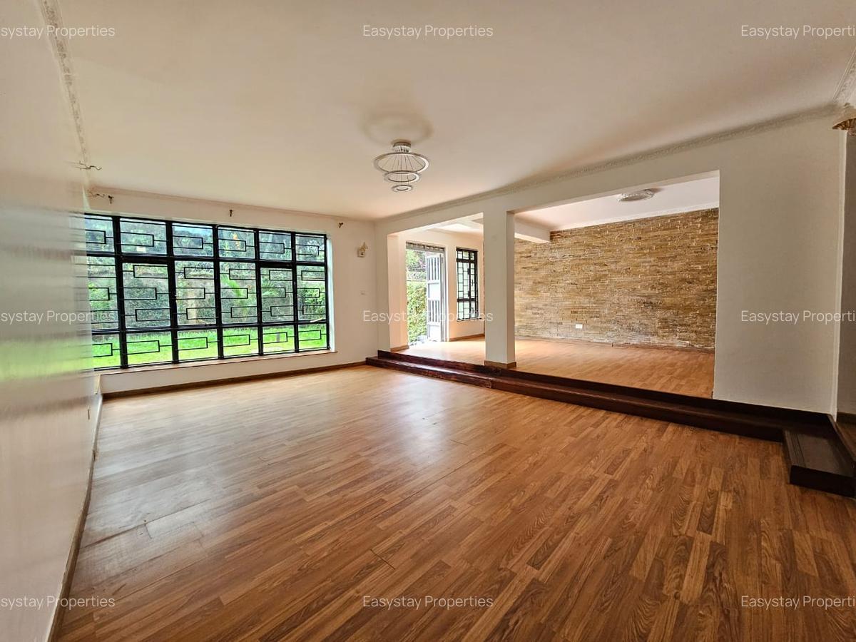 6 Bed Townhouse with En Suite in Lavington - 9