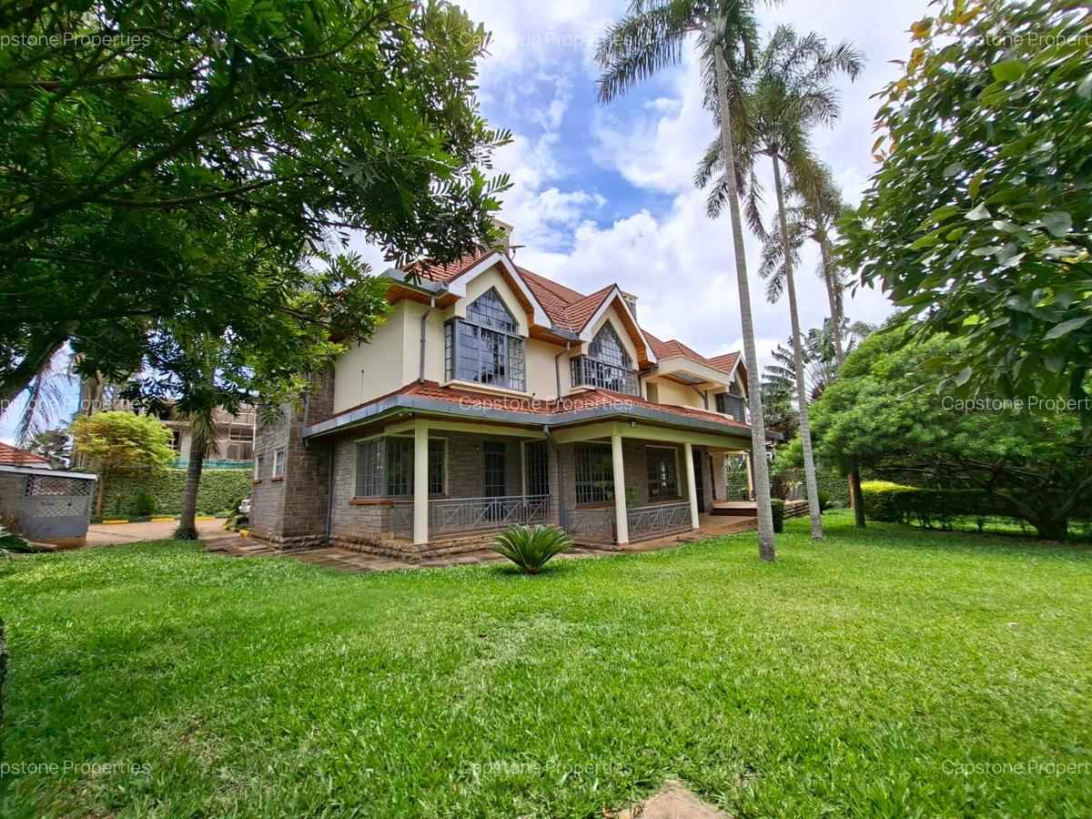 5 Bed House with En Suite in Runda - 2