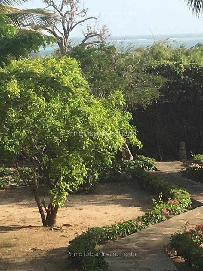 2 Bed House with En Suite in Watamu - 19