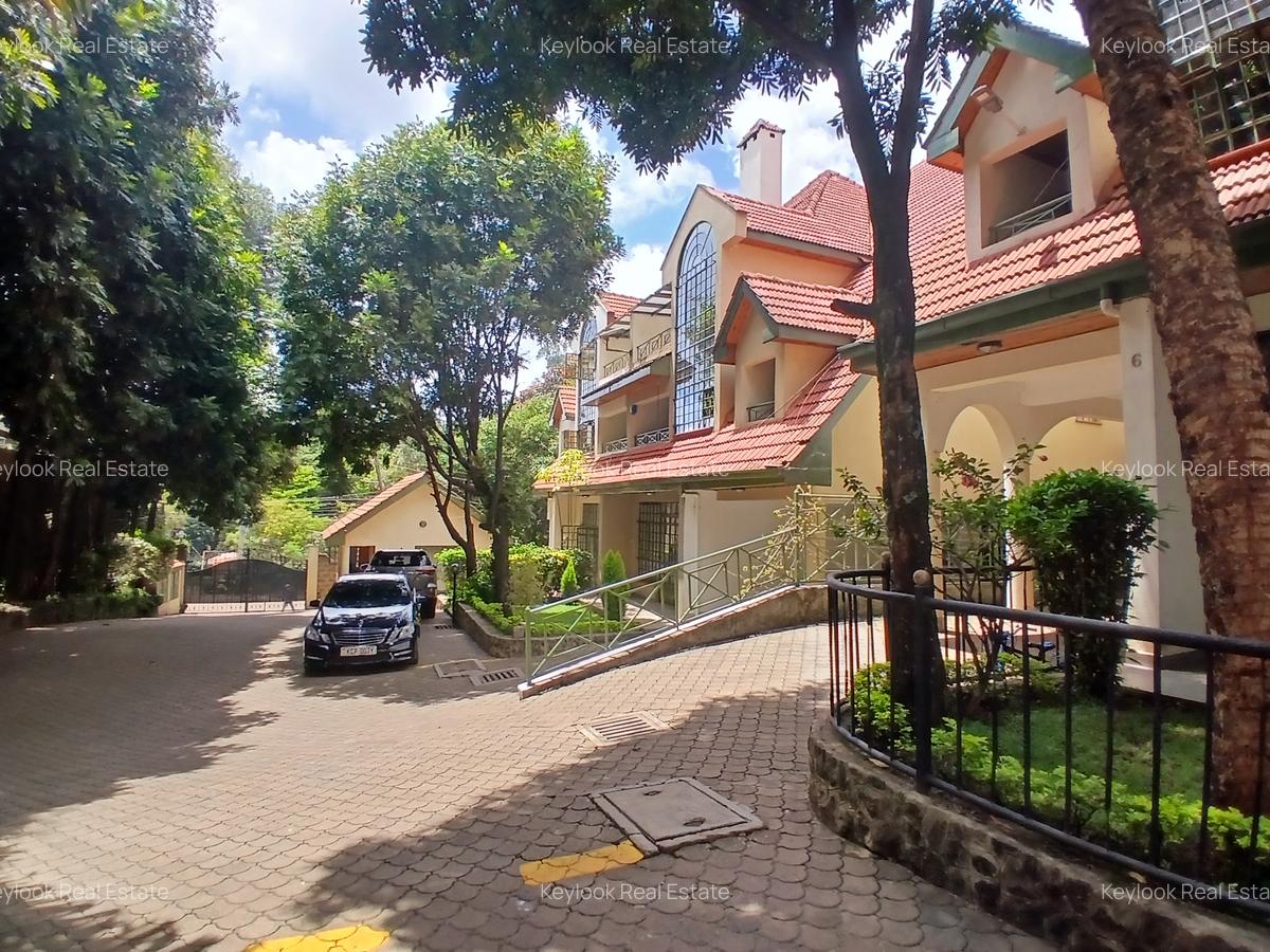 4 Bed Townhouse with En Suite at Lavington Green - 1