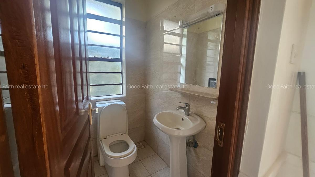 4 Bed Townhouse with En Suite in Kiambu Road - 5