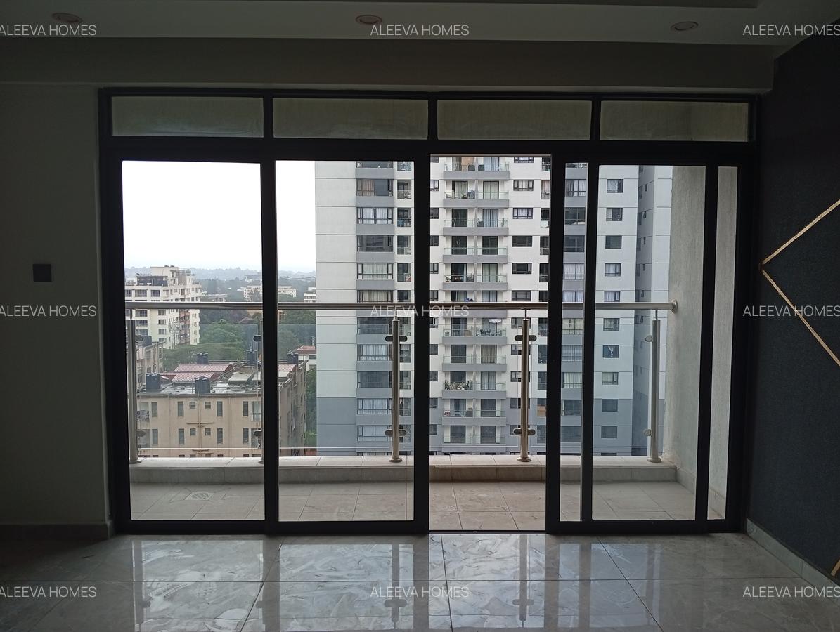 2 Bed Apartment with En Suite in Lavington - 11