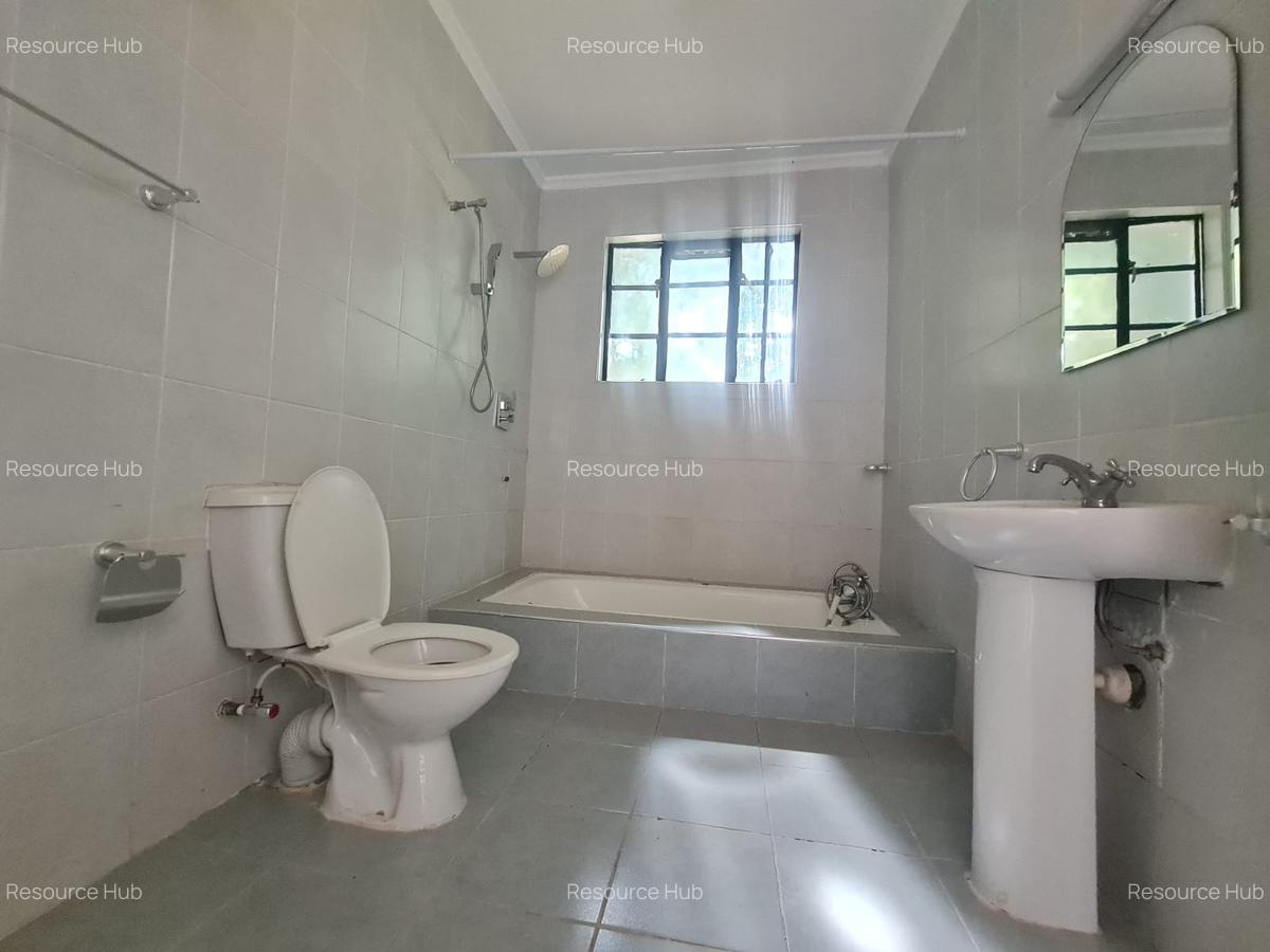 3 Bed Townhouse with En Suite at Hardy - 19