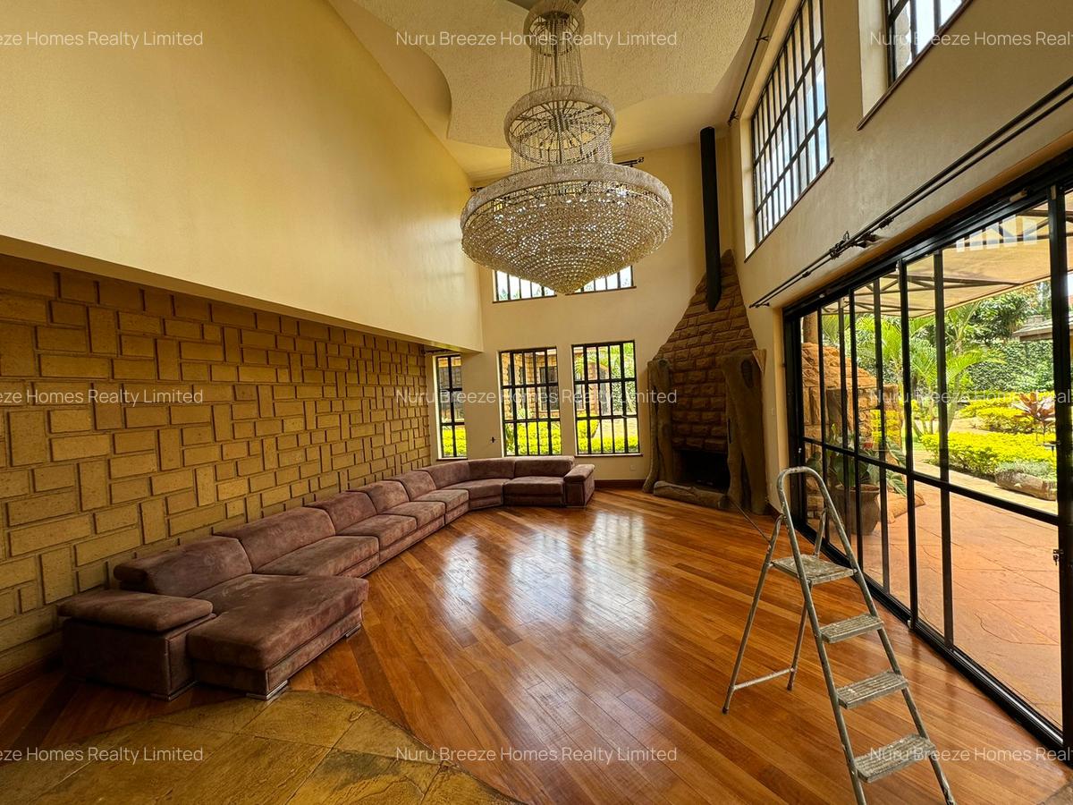 5 Bed House with En Suite in Nyari - 12