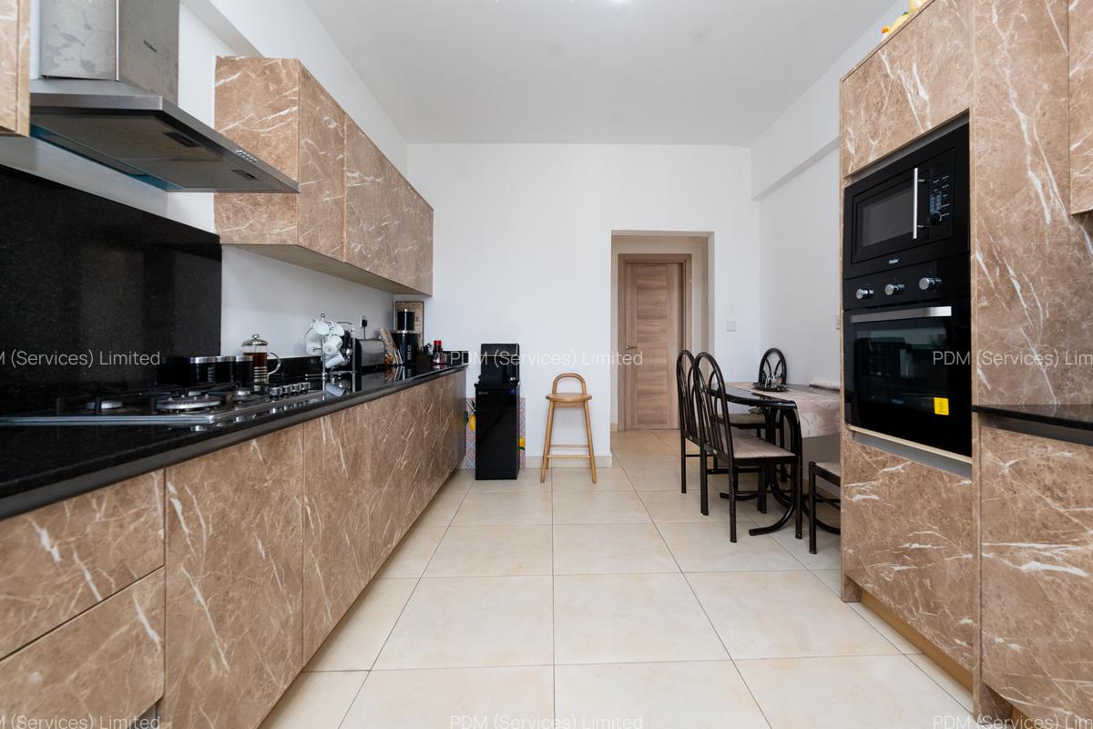 3 Bed Apartment with En Suite in Westlands Area - 6