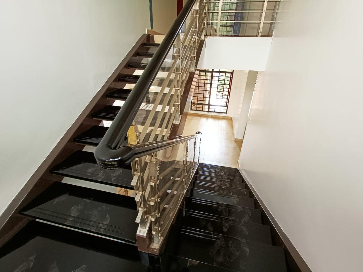 4 Bed Townhouse with En Suite in Kiambu Road - 9