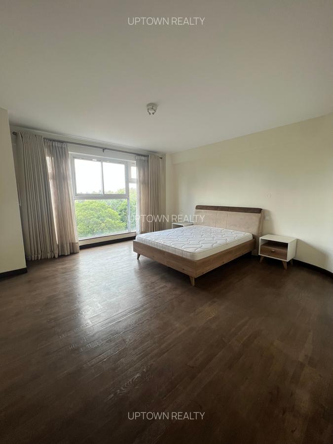 Serviced 3 Bed Apartment with En Suite at Riverside - 7