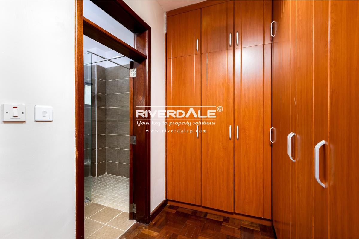 Furnished 3 Bed Apartment with En Suite in Kileleshwa - 9