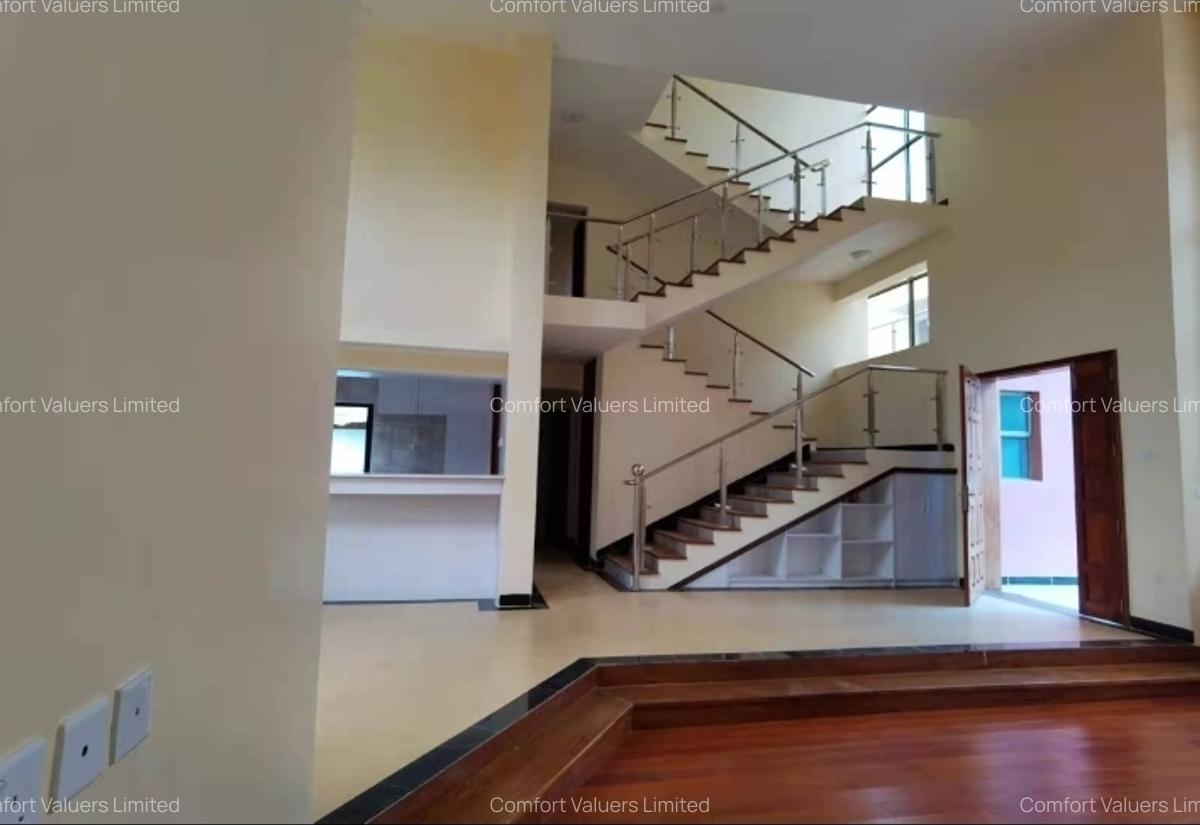 5 Bed Townhouse with En Suite at Lavington Green - 2