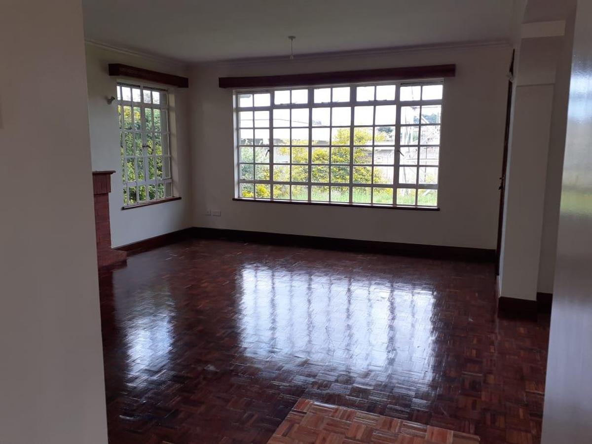 4 Bed Townhouse with En Suite in Kiambu Road - 13