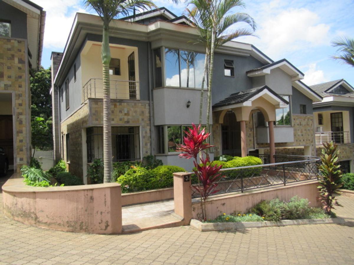 4 Bed Townhouse with En Suite at Westlands - 2