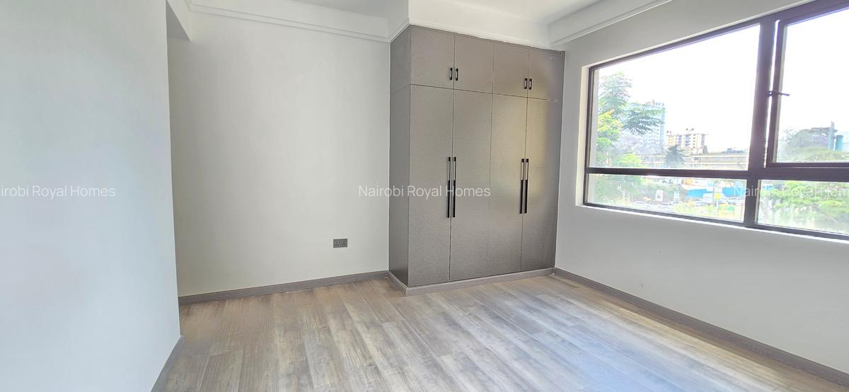4 Bed Apartment with En Suite at Kileleshwa Road - 10
