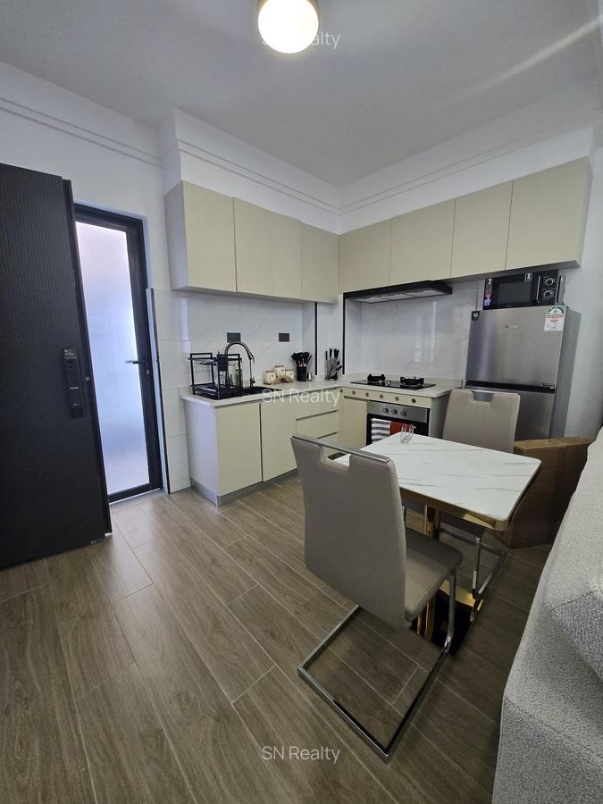 Furnished 1 Bed Apartment with En Suite at George Padmore Road - 4