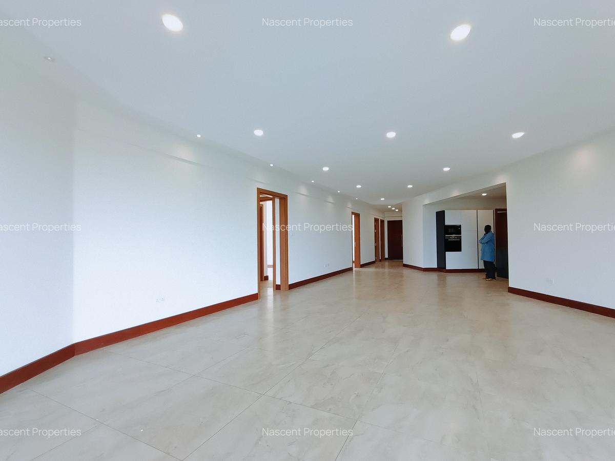 3 Bed Apartment with En Suite in Westlands Area - 15